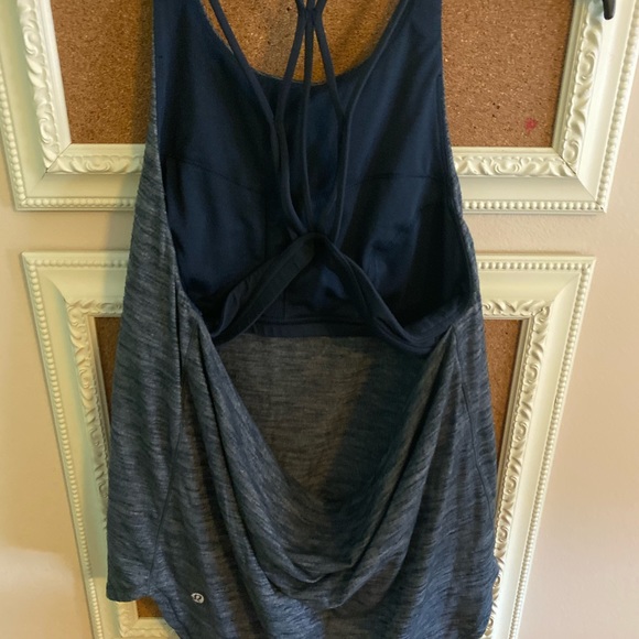 Lululemon Raise the Barre Tank - Picture 4 of 4